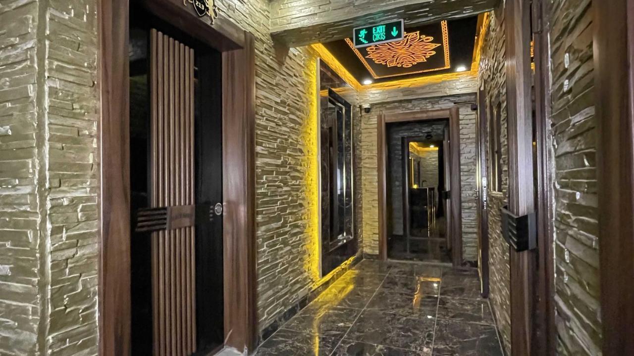 Black House Apart Apart Otel *