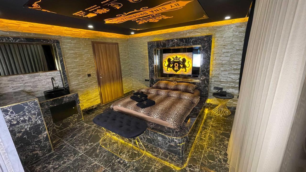 Apart Otel Black House Apart *
